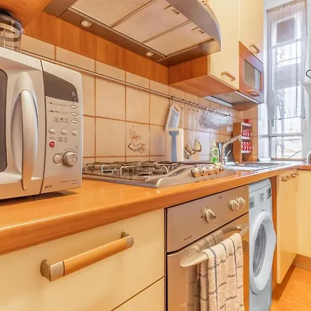 Duomo 15 Min - Navigli 10 Min - Luminoso, Wifi E Ac * Mediolan